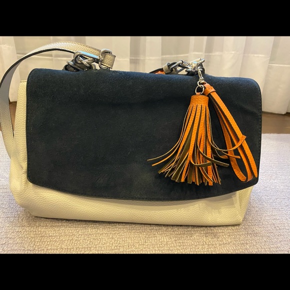 Bag - Picture 2 of 5